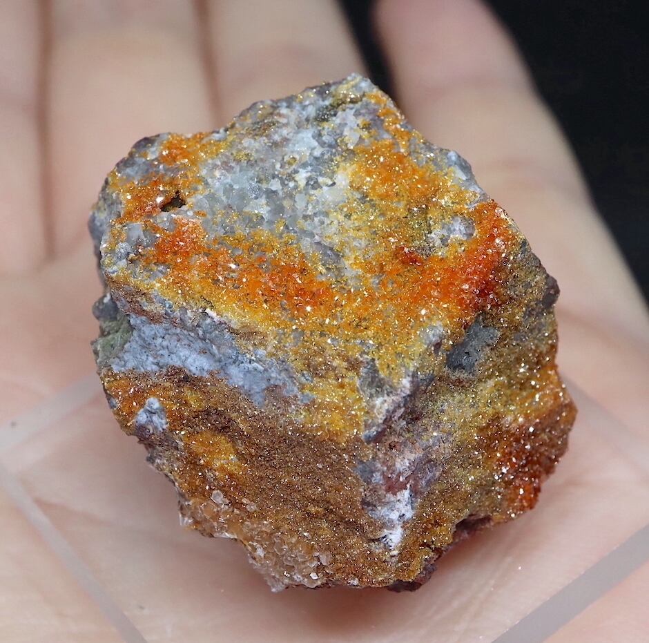 自主採掘！アリゾナ産 褐鉛鉱 バナジン鉛鉱 バナジナイト 22,9g VND059  鉱物　天然石 パワーストーン 原石