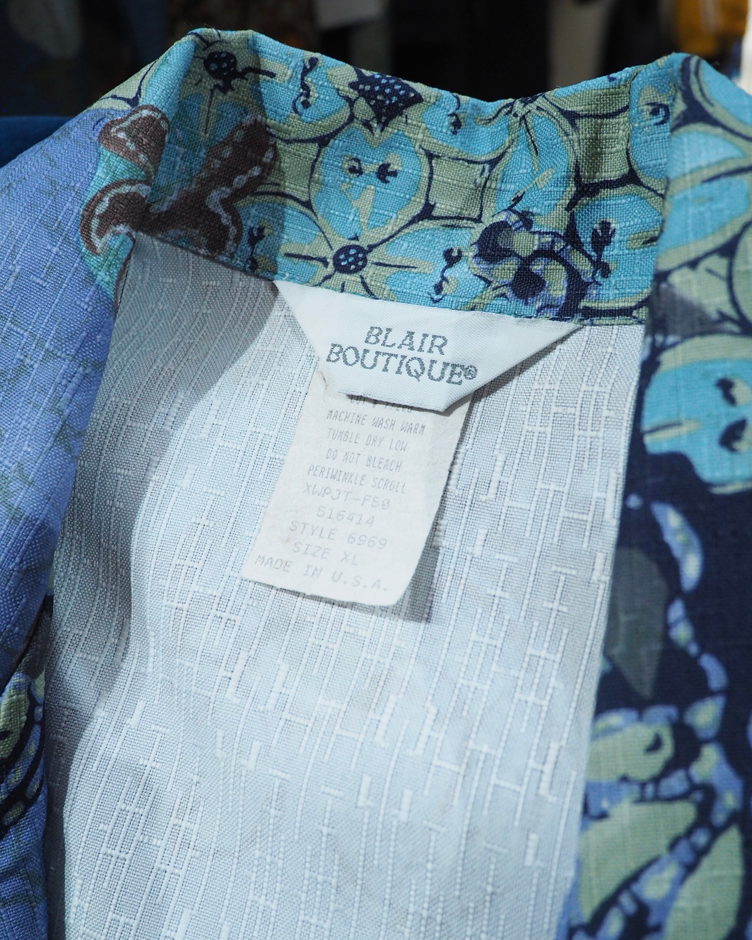 1980 - 90s ” Made in USA ” Beautiful Flower pattern vintage loose Easy Tailored jacket