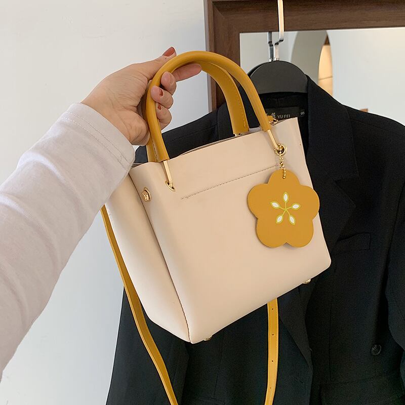 サマーレッド 夏物 メッセンジャーバッグ 手作りハンドバック3824557792