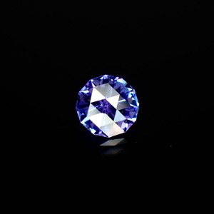 【Original Cut】夜空色に煌めくローズカット 0.37ct 天然 タンザナイト