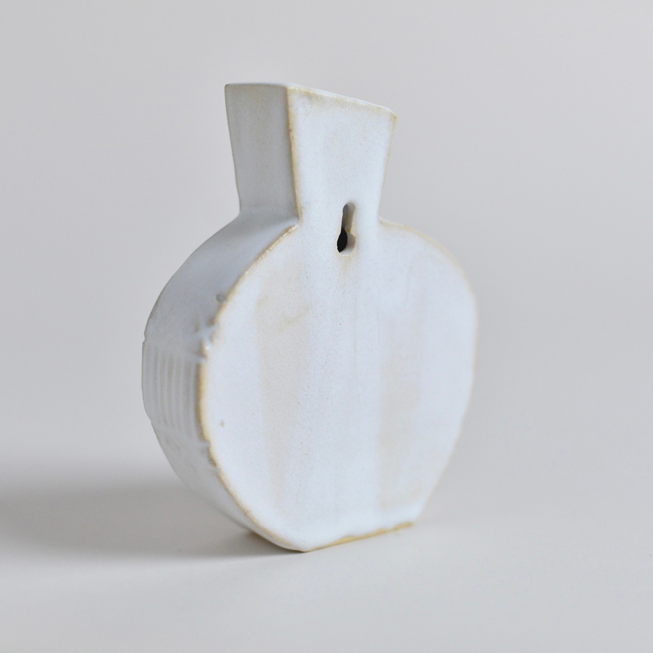 OluNoA / フラワーベース 【D】〈 陶器 / 花瓶 / 花器 / 花 / ドライフラワー / オブジェ 〉