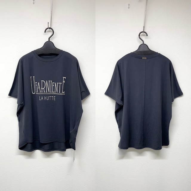 【MICA&DEAL/マイカアンドディール】"UFARNIENTE"ロゴTシャツ(チャコール)
