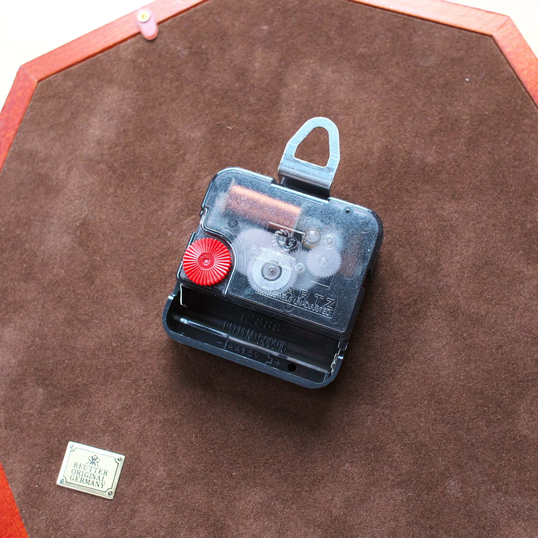 ロイター ピーターラビットの掛け時計 | 木のおもちゃ専門店 おもちゃ