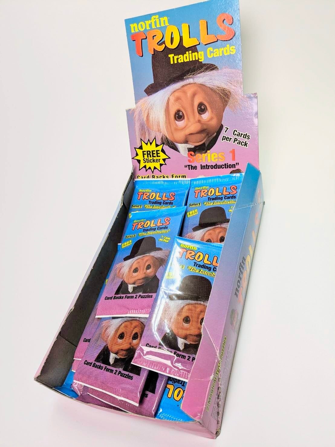 ☆送料無料！☆1992年製【 norfin TROLLS Series 1（トロール シリーズ1） 】VINTAGE トレーディングカード単品 （1個=7CARDS+1Sticker）〚アメリカン雑貨 アメトイ〛