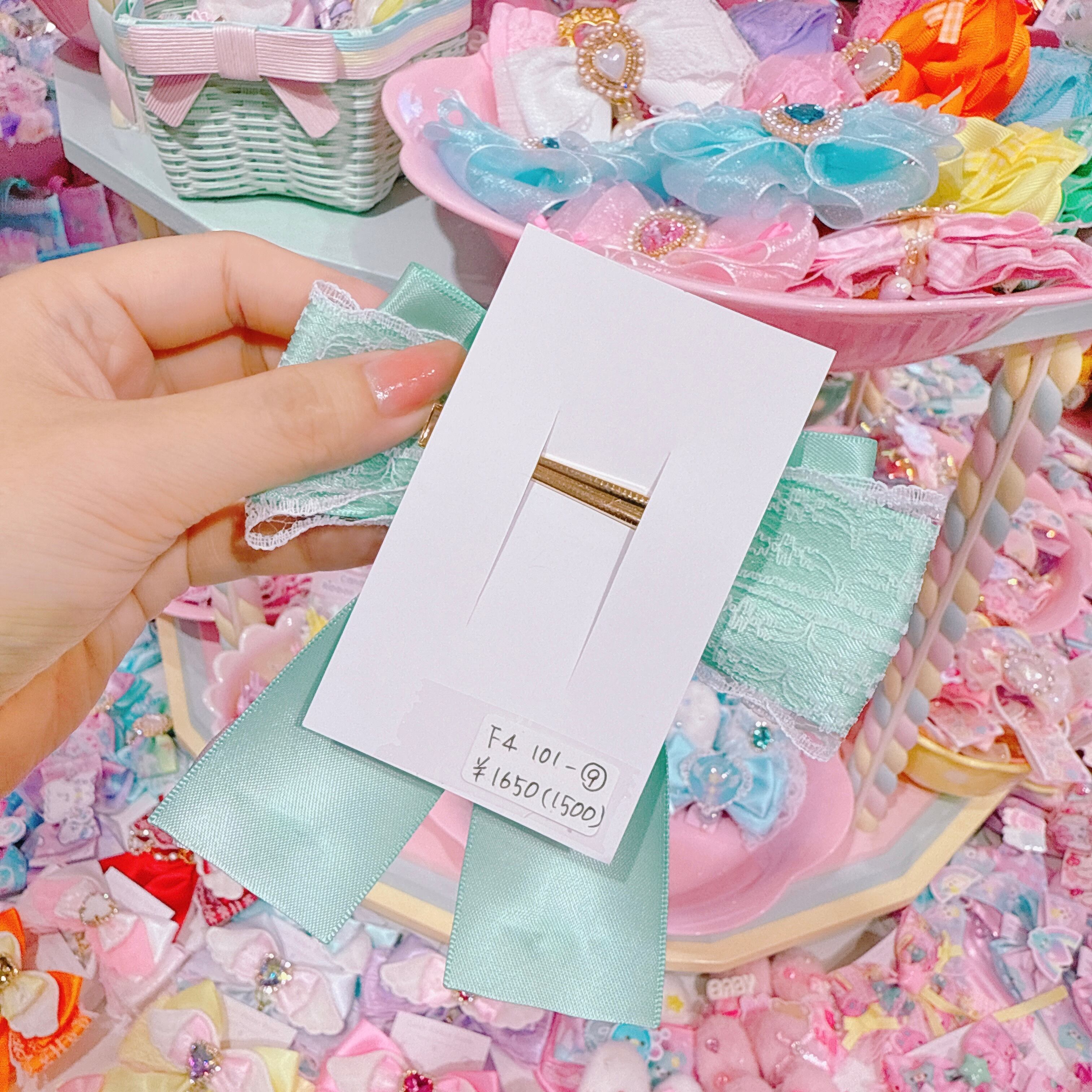 【F4】101-9ヘアクリップ