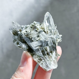 ゼッカ産クローライトインクリアクォーツ22◇ Chlorite in Clear Quartz From Zeca de Souza ◇天然石・鉱物・パワーストーン