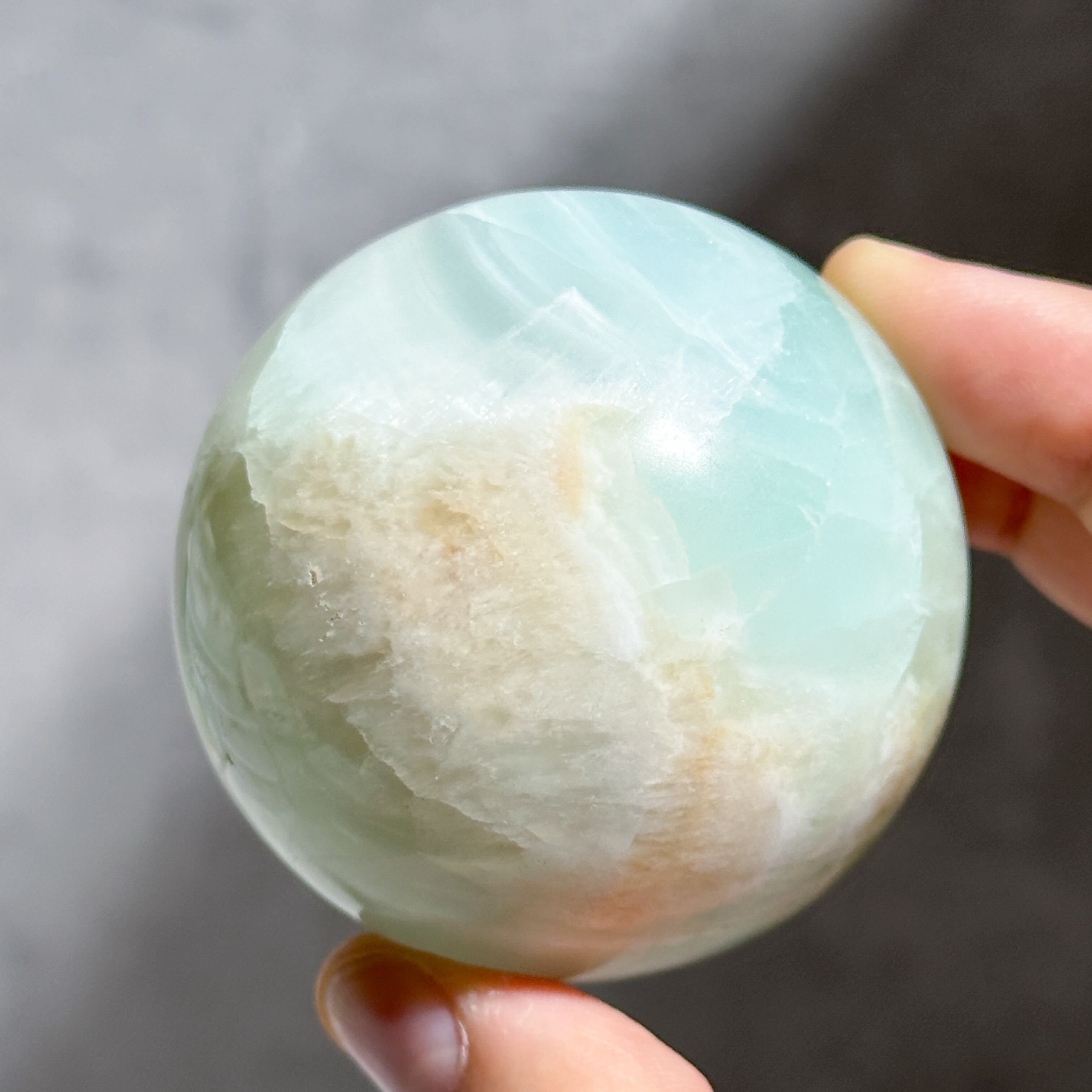 高品質　ブルーカリビアンカルサイト　スフィア カリビアンブルーカルサイト スフィア（丸玉）05◇Caribbian Blue