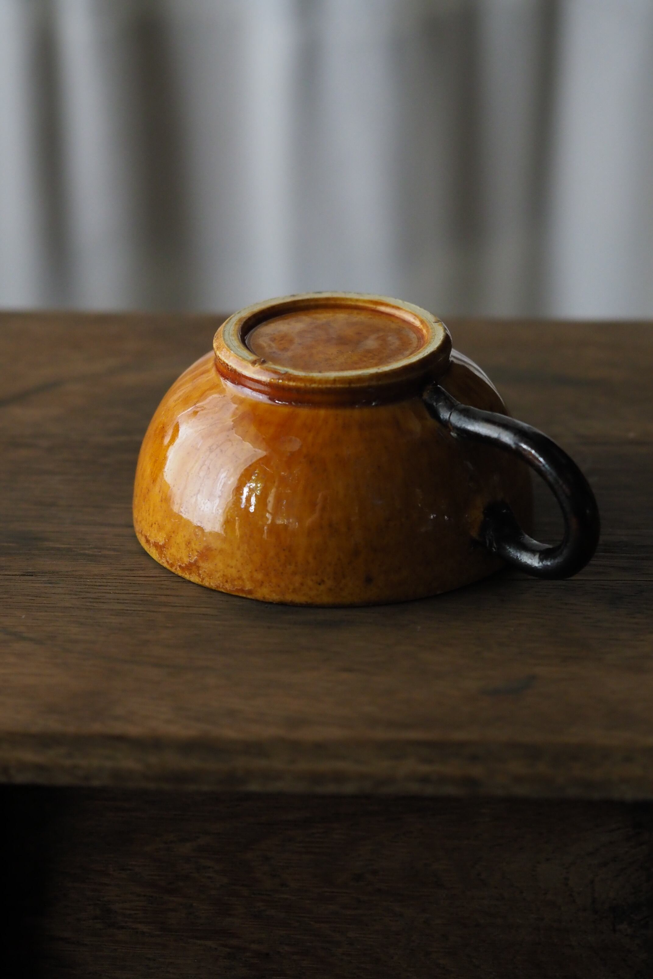 飴色の陶器カップ-antique pottery cup | アンティーク.ヴィンテージ