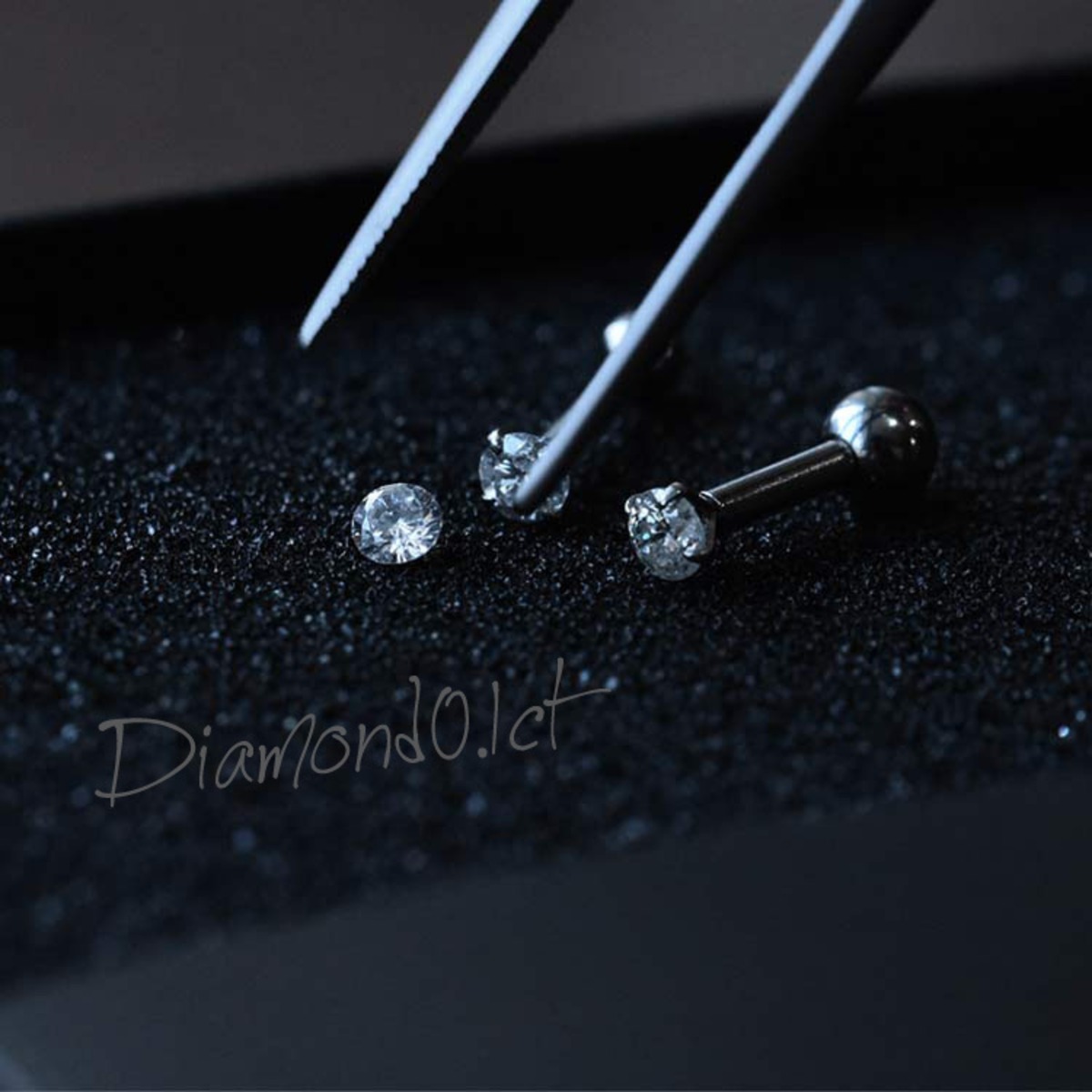 受注製作 】 0.1ct 小ノ極 天然 ダイヤモンド ボディピアス 軟骨ピアス 