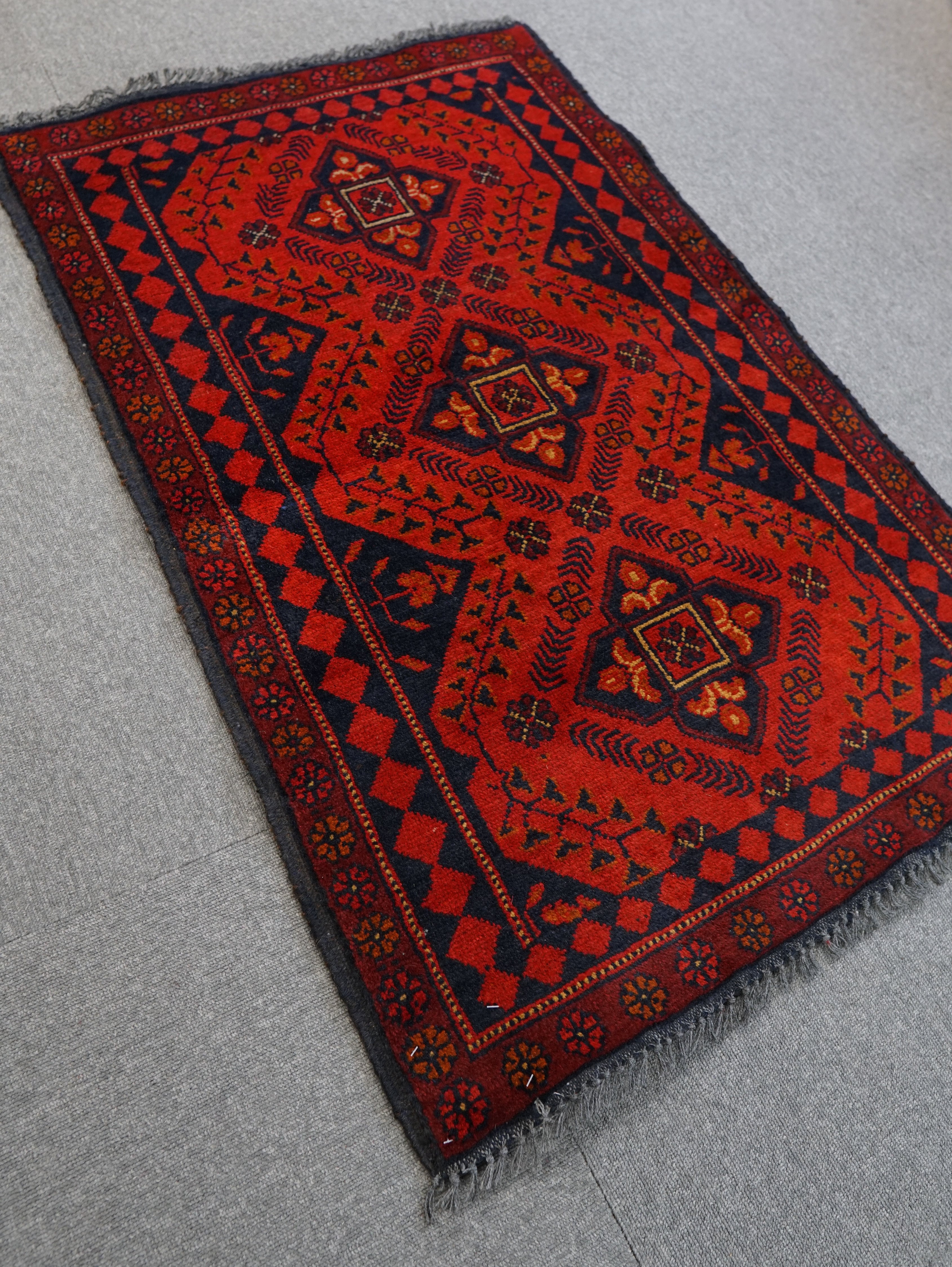 117×73cm【アフガン手織り絨毯】 | Decorworks