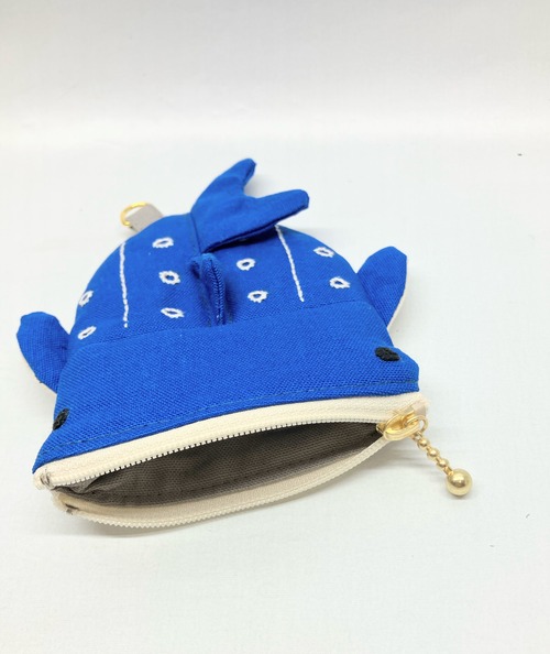 ジンベエザメ　パスケース｜とりさん工房ーかわいいハンドメイドポーチ