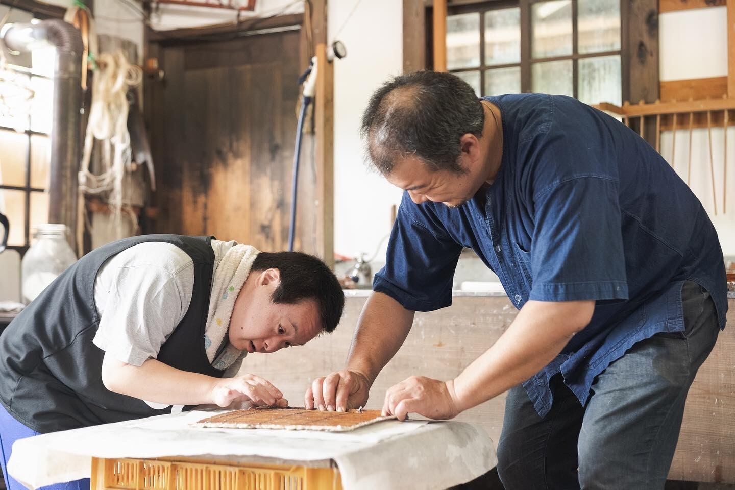 江戸仕立て都うちわ千鳥型【野州麻紙(栃木県)】Edo-style plover