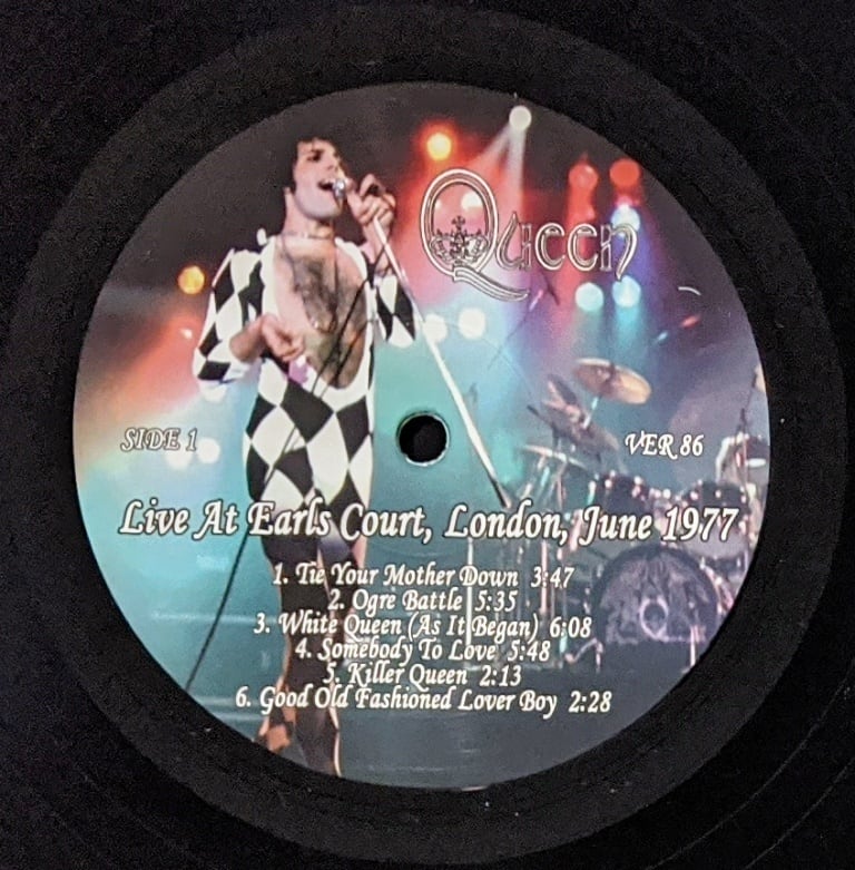 Queen クイーン - Live At Earls Court, London, June 1977 限定二枚組