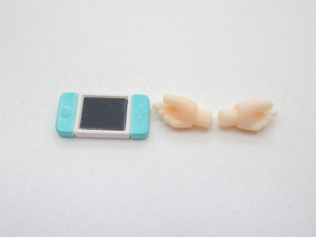 再入荷【1703】 そらる 小物パーツ ゲーム機　ねんどろいど