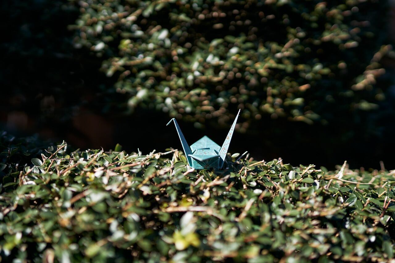 3月分】折鶴（緑青銅板製） | 和國商店