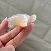 フラワーアゲート タートル*天然石カービング*カメ*置き物*天然石インテリア