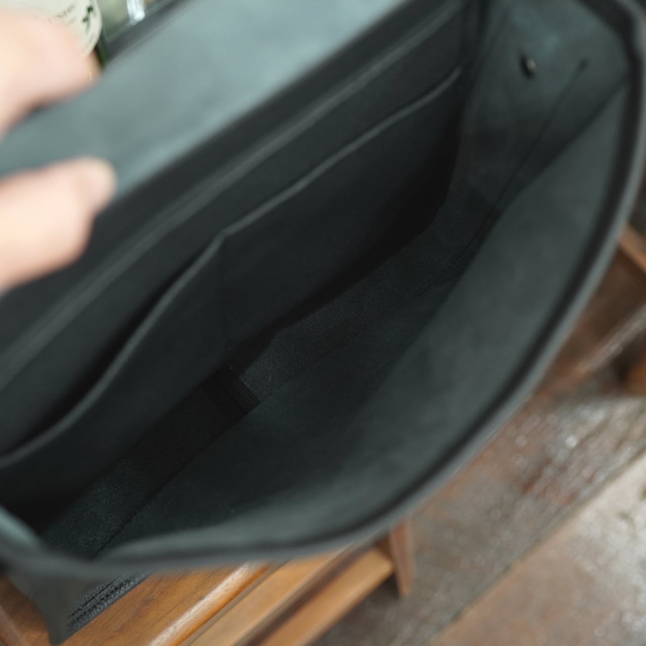 ル・ボナー ディプロマショルダー ブラック | CIRCLE online shop