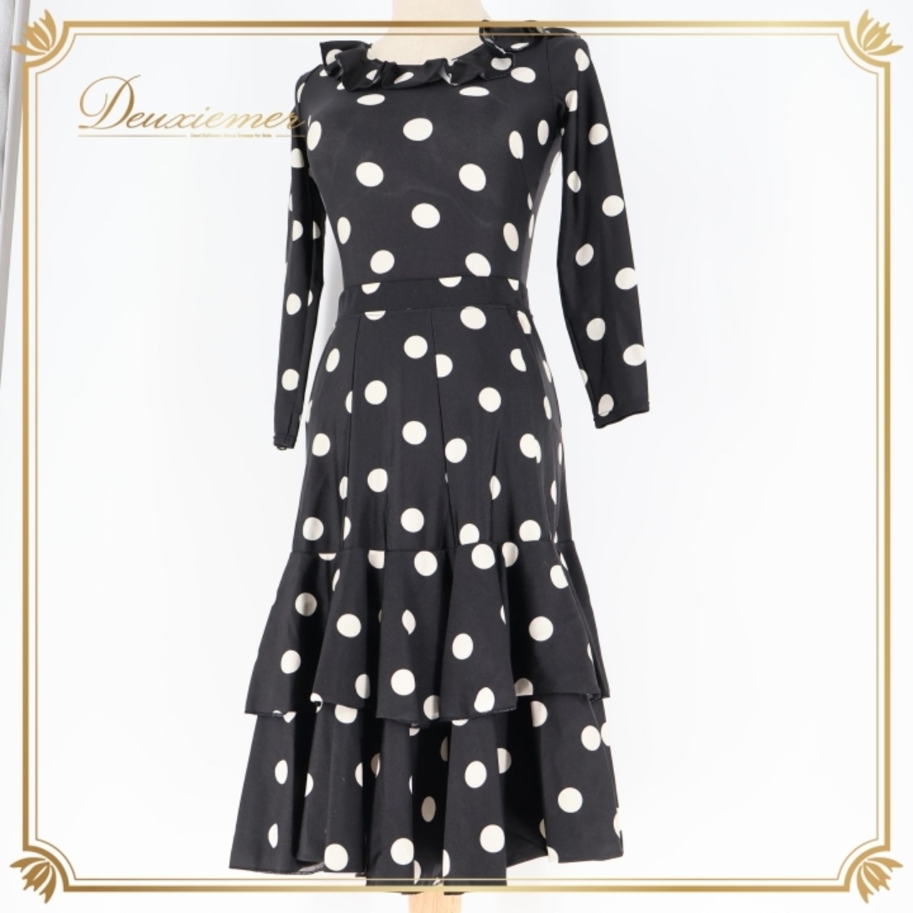 社交ダンス 衣装 チャコット Chacott ツーピース セットアップ トップス スカート 水玉 ドット 白 黒 伸縮 軽い ストレッチ パーティ 発表会 ホワイト系 ブラック系 おしゃれ ダンスウエア コーディネート 女性用 ジャズダンス バレエ 発表会衣装 レッスン用 日本製 かわいい