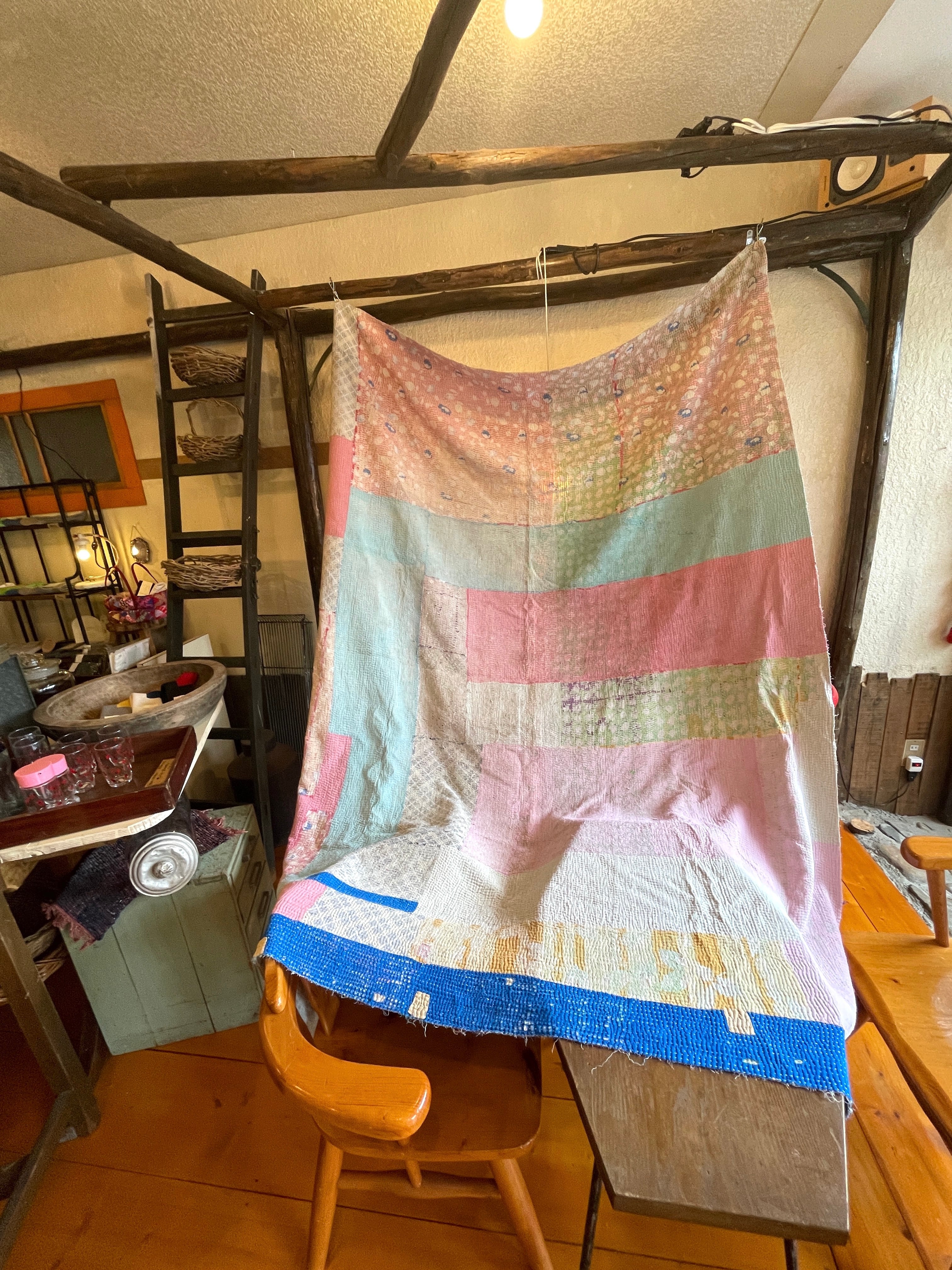 ✴︎ヴィンテージカンタキルト　ラリーキルト　マルチカバー✴︎ インド製ヴィンテージカンタラリーキルト アートマルチカバー 【公式通販】