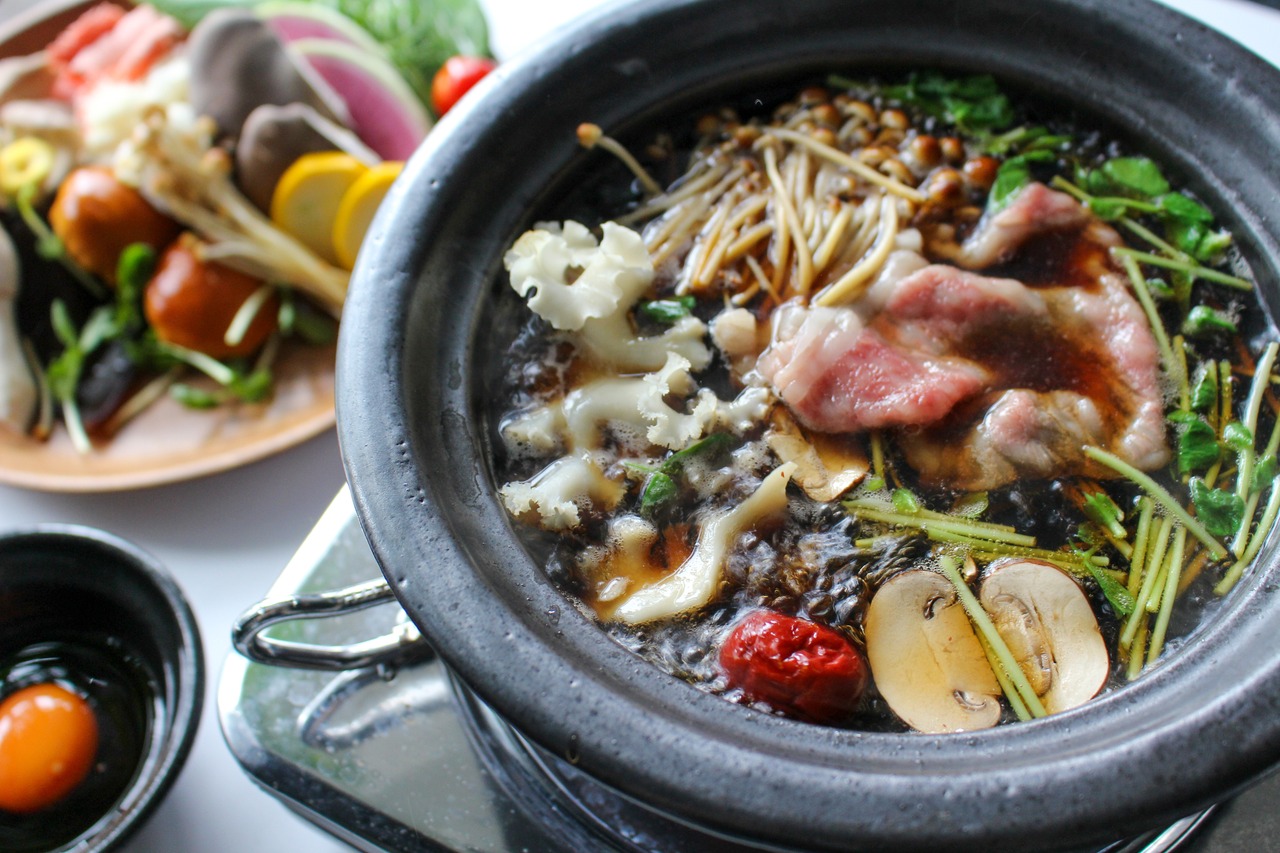 ☆1/17（土）発送☆【厳選きのこ12種と秋野菜付き】　きのこしゃぶしゃぶセット 2名様用