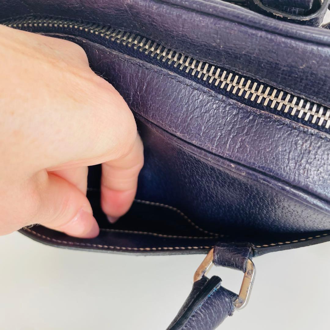 PRADA プラダネイビー レザー ショルダーバッグ | PAY ID