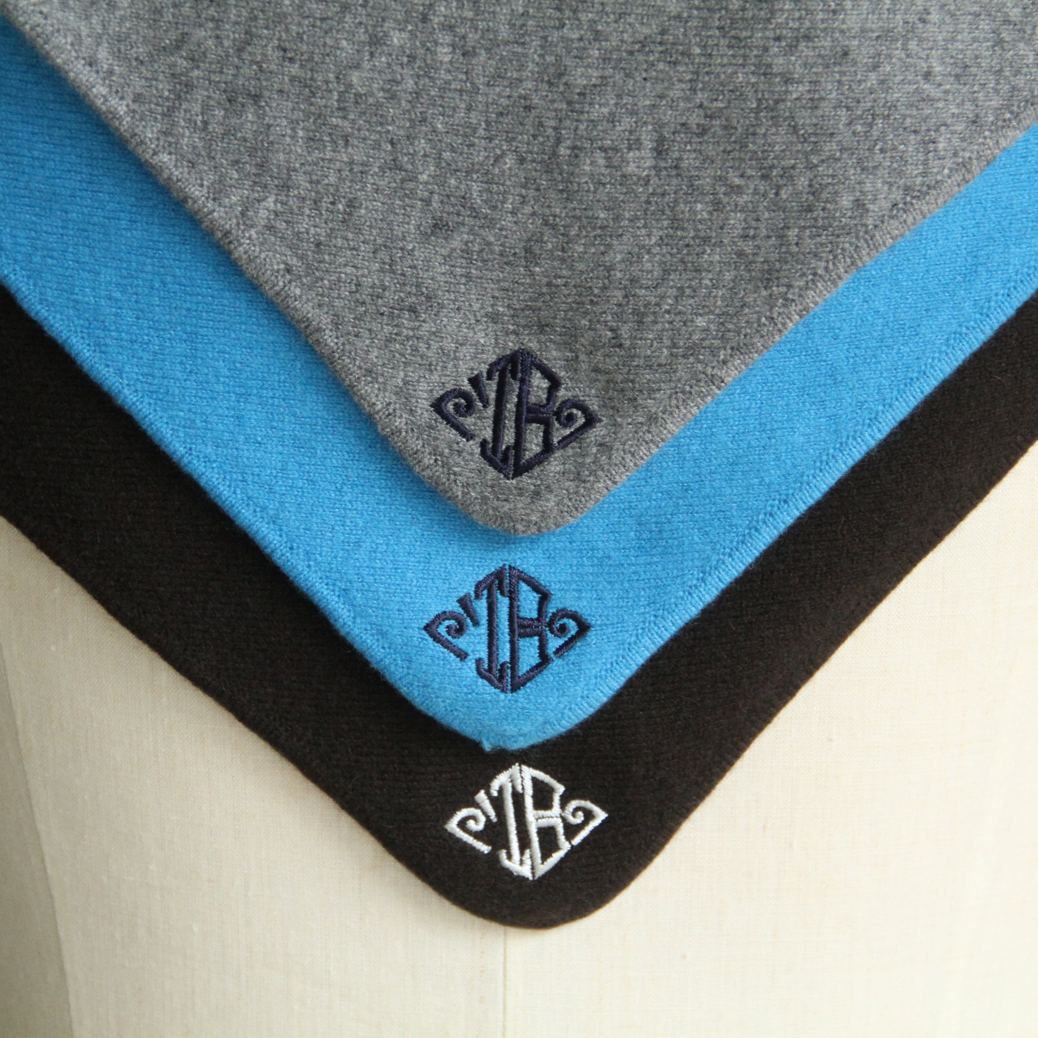 INSCRIRE Cashmere scarf