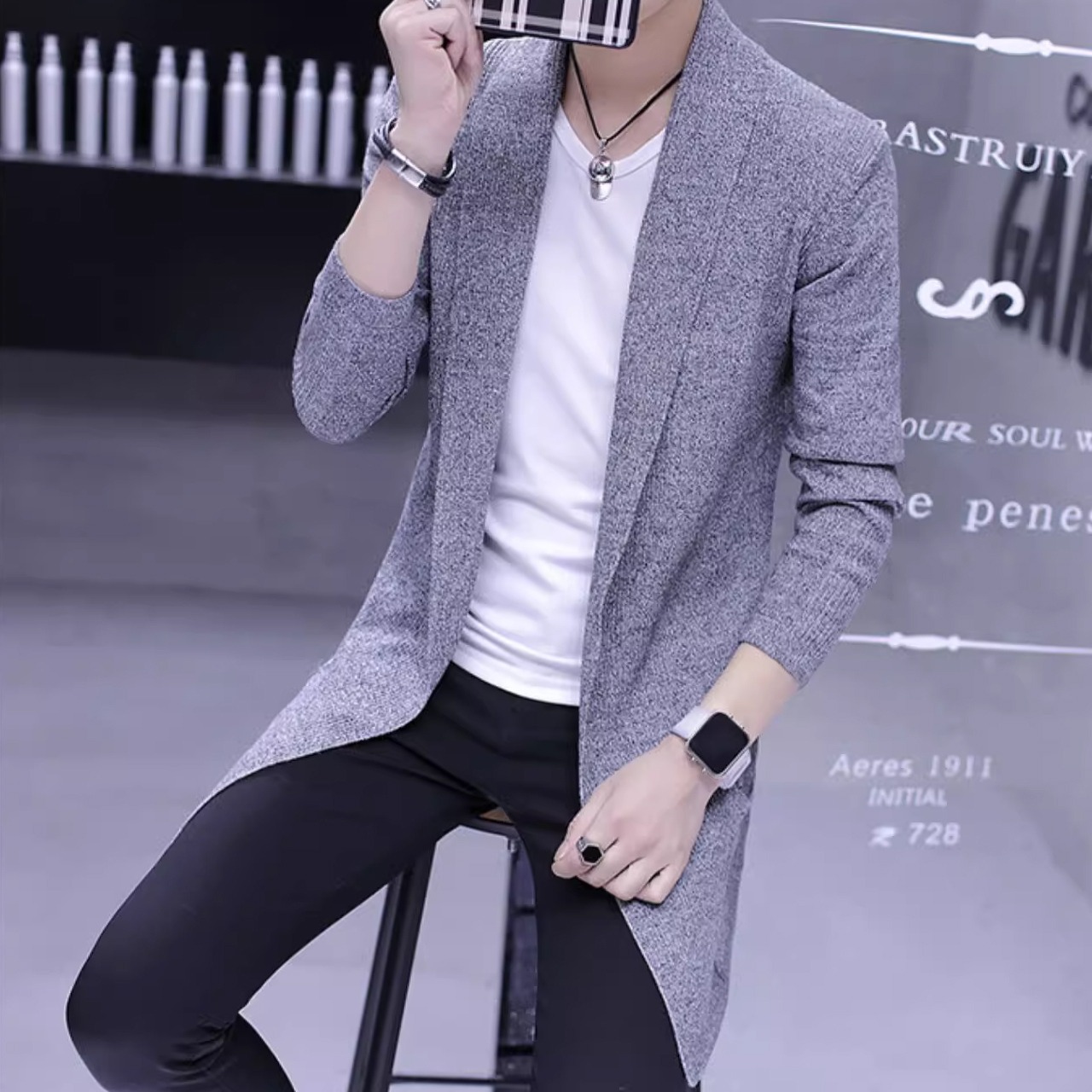 スタイリッシュに着こなせるミッドレングスマントカーディガン　SH028