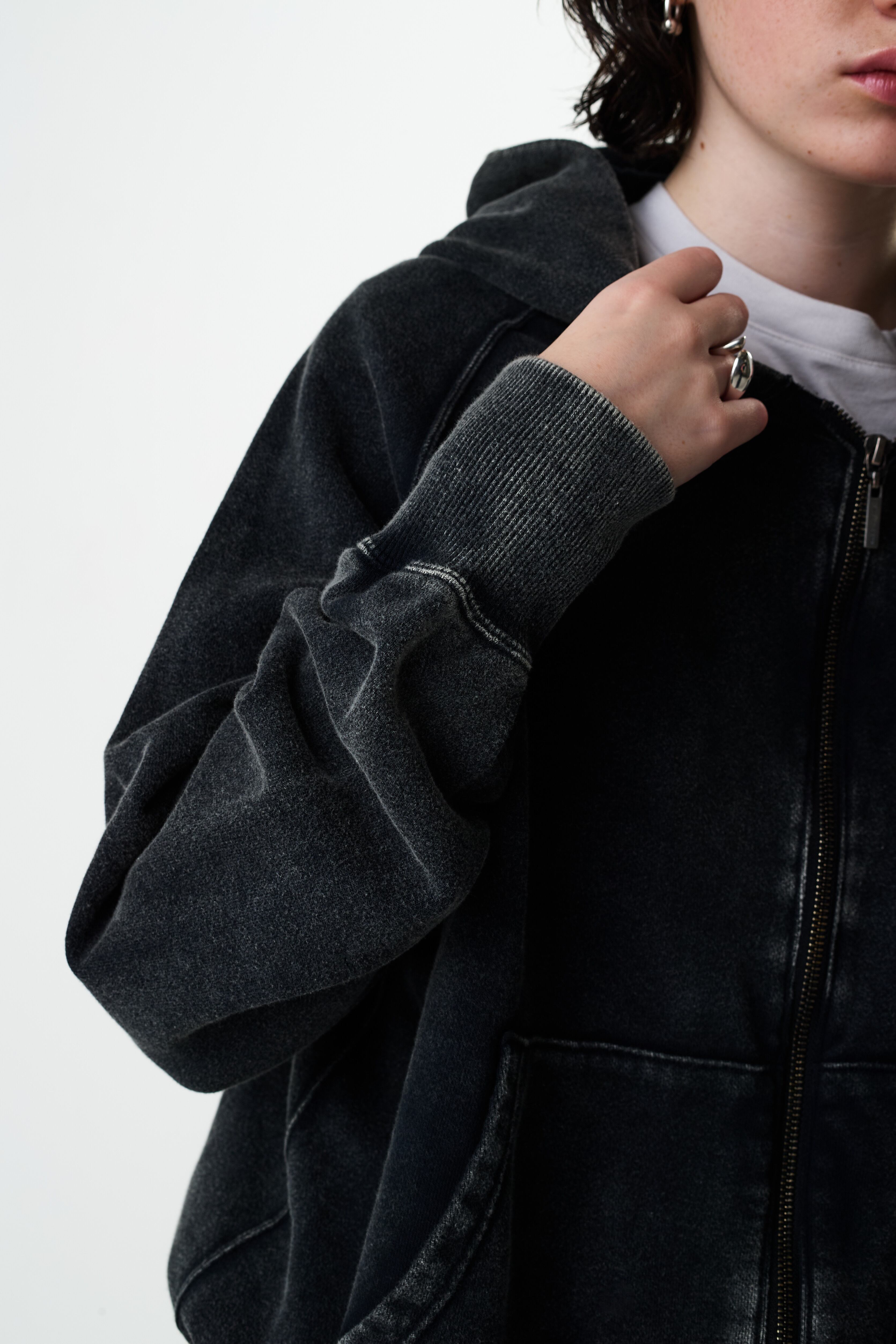DEBBI / BLACK | GADID ANONIEM