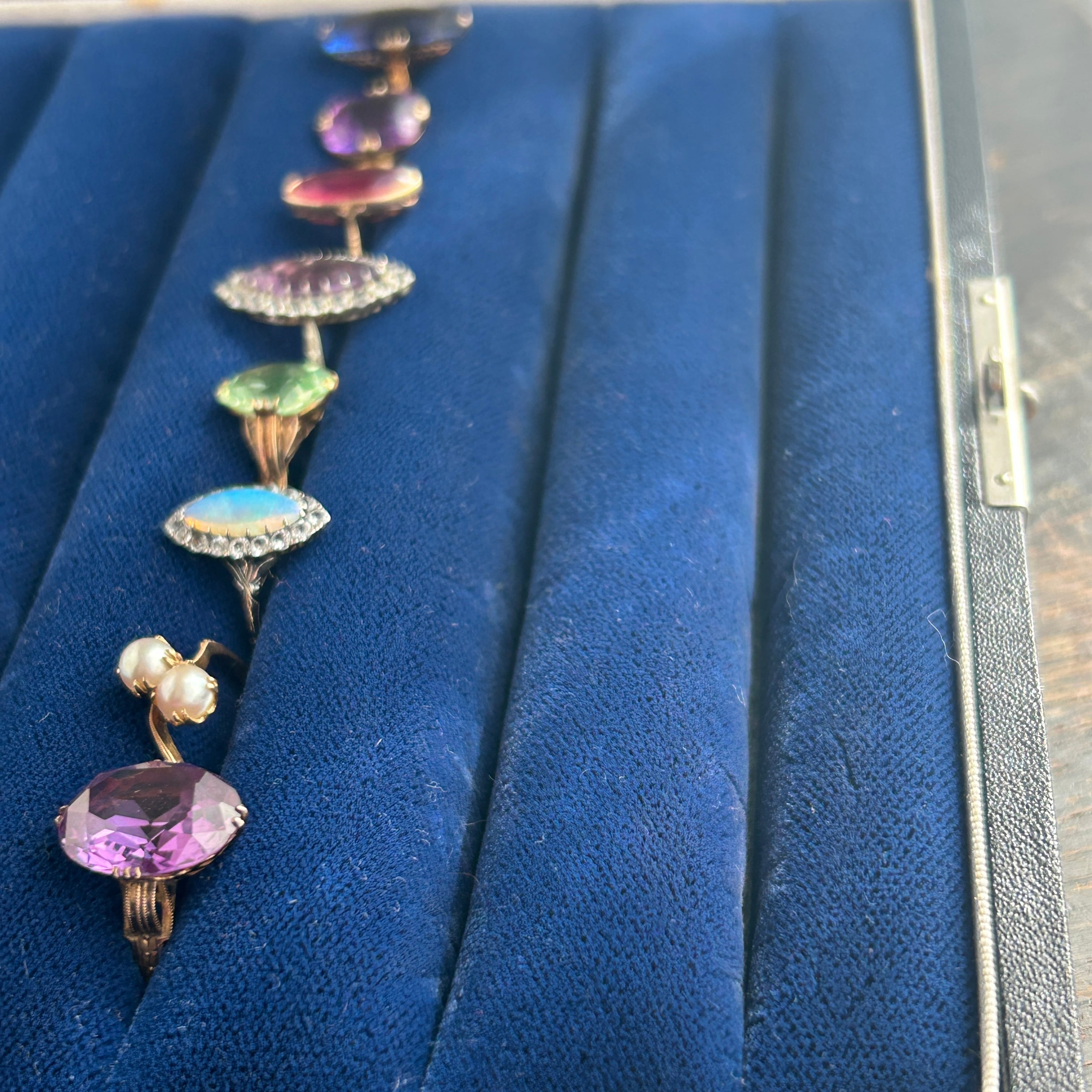 ヴィンテージ　リングコレクションケースD 浅型中、太めリング用