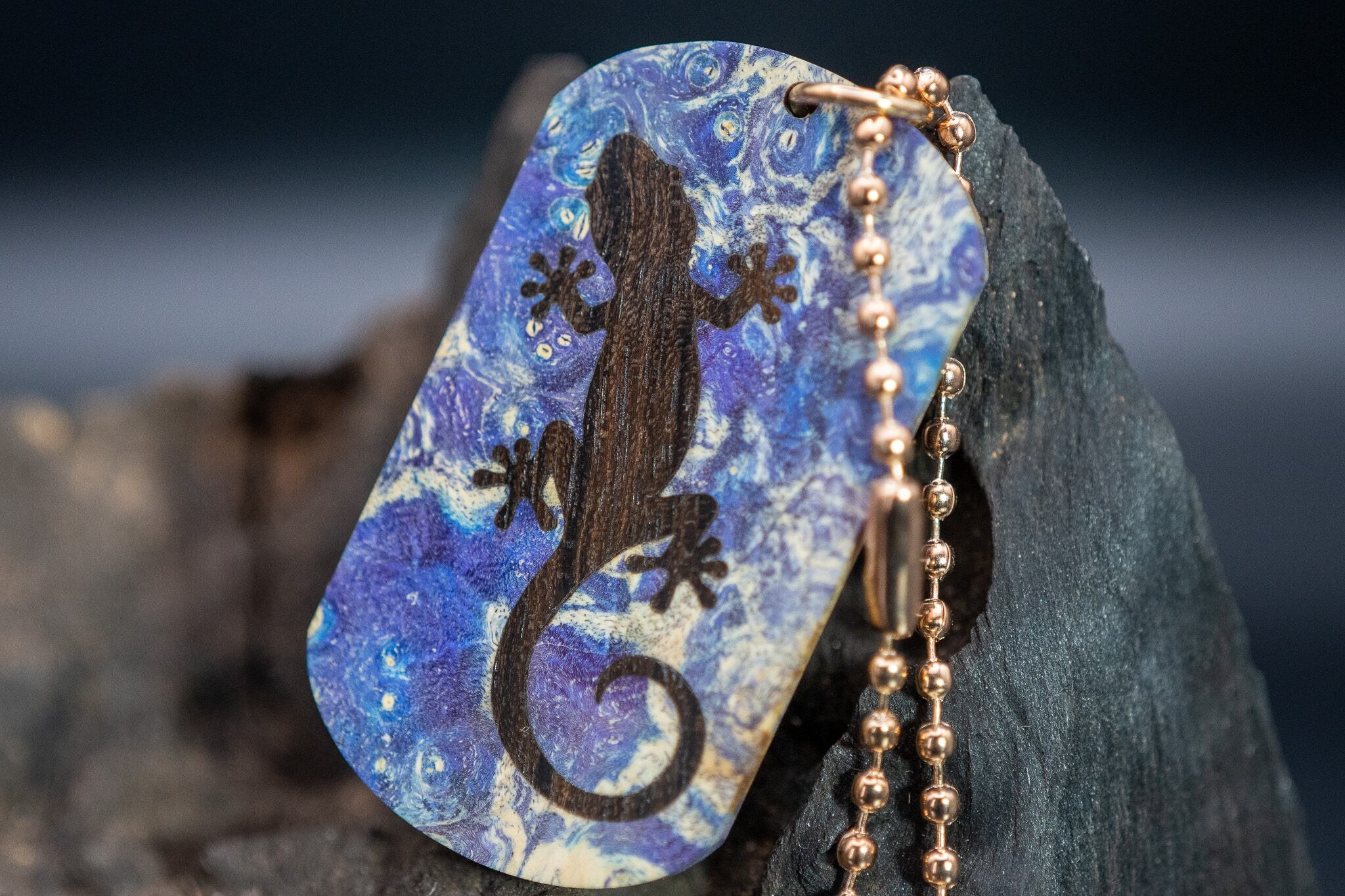 スタビライズウッド 楓 ドッグタグ 象嵌 木登りトカゲ