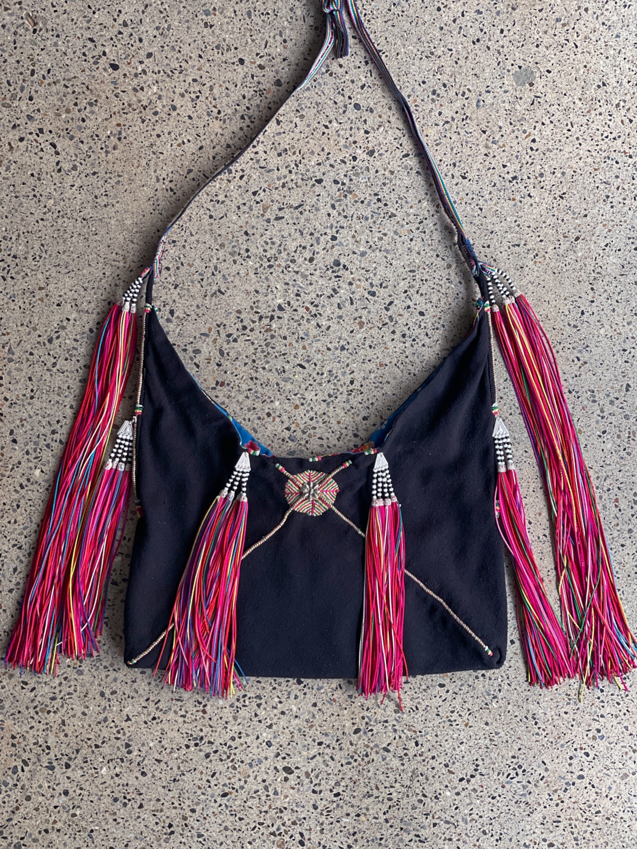 Dao chám tribe／ Tassel bag