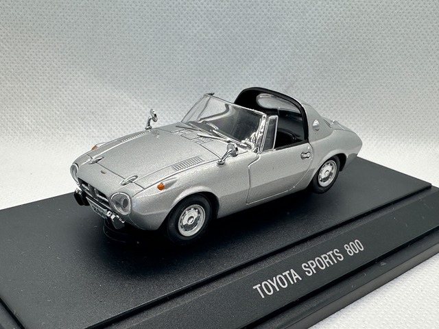【エブロ】 1/43  トヨタ SPORTS 800 (銀) 買取品