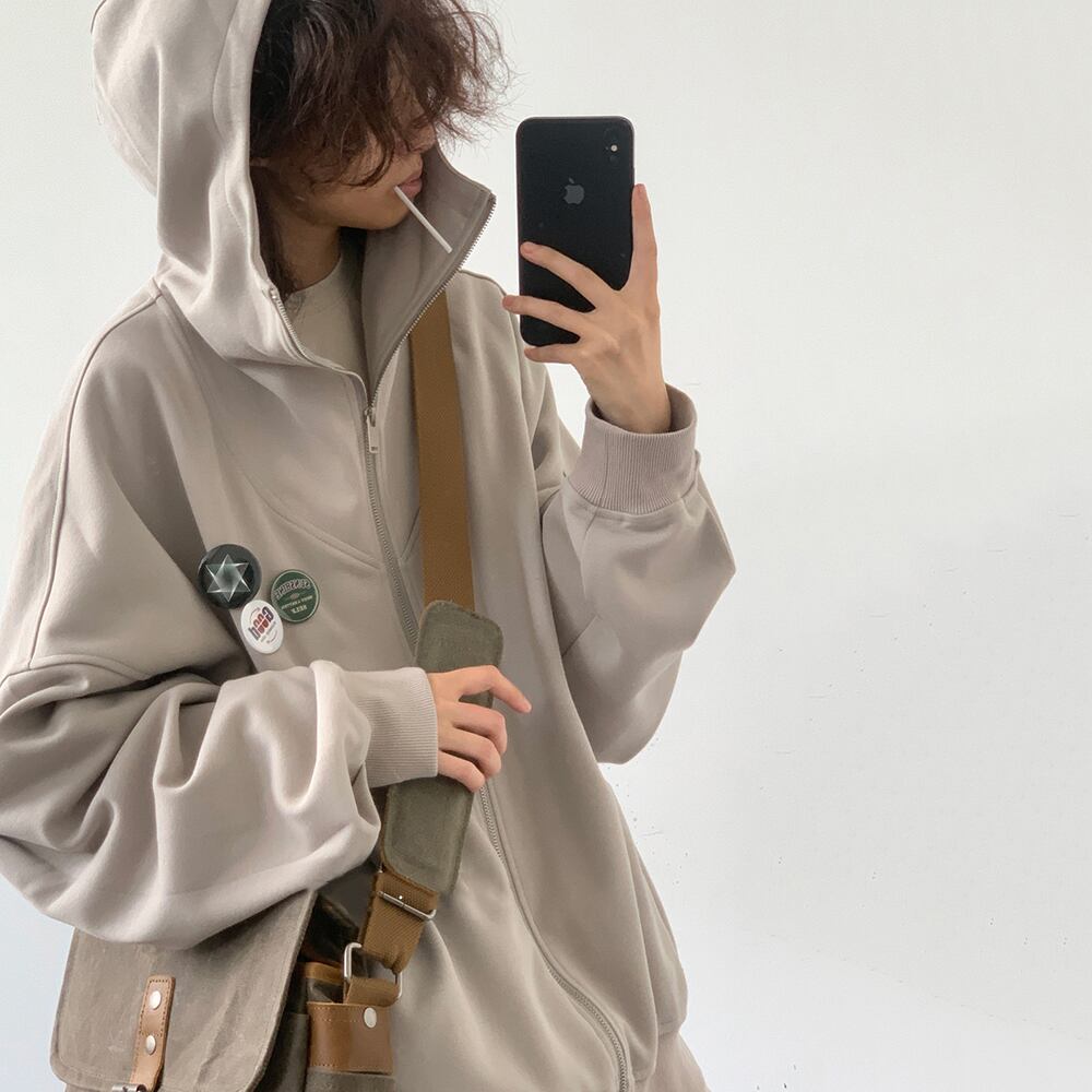 jiwuus学院風バッジ付きジップアップパーカー