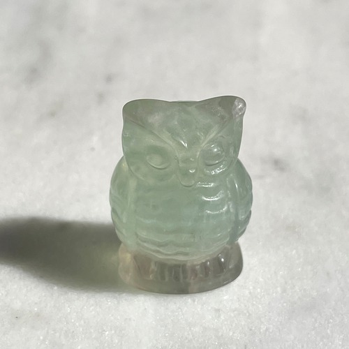 【特別価格】【美石】フローライト　フクロウさん　No.１