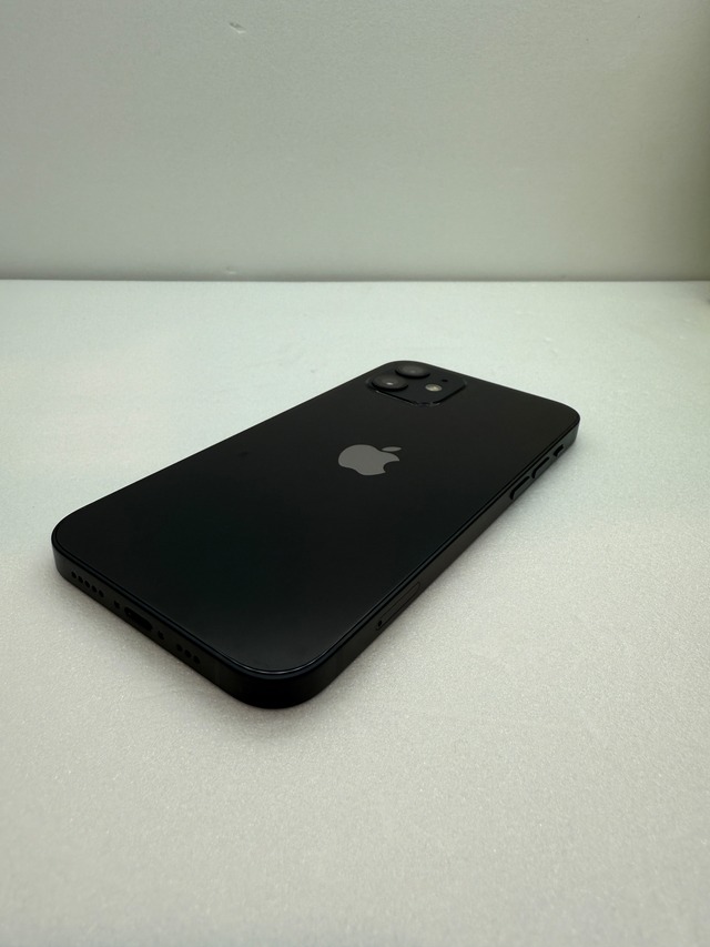 iPhone12 64GB ブラック 滑ろ SIMロック解除済み 箱,付属品全てあり 