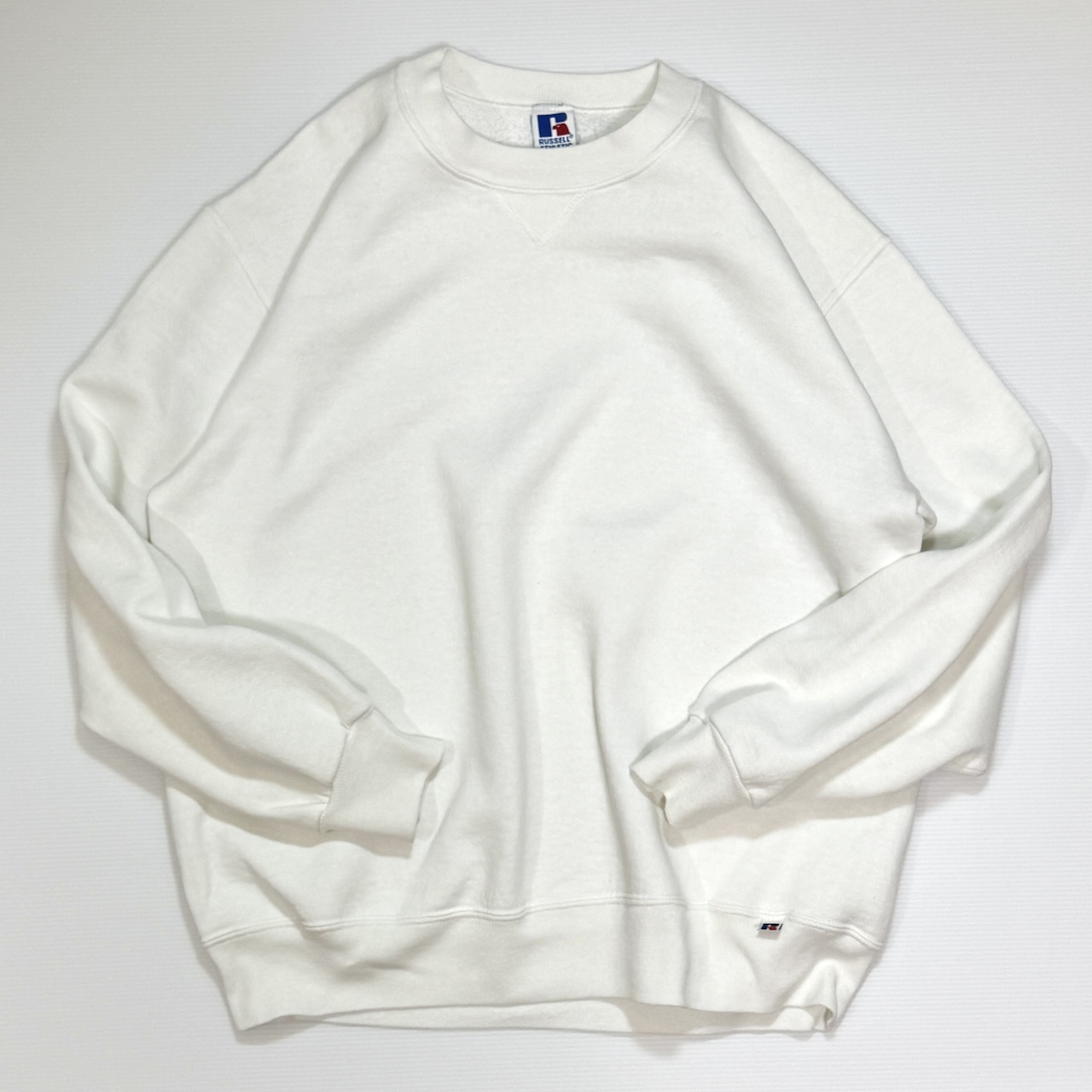 USA製 90s 短丈 Russell Athletic Blank Crewneck Sweatshirt Front V 