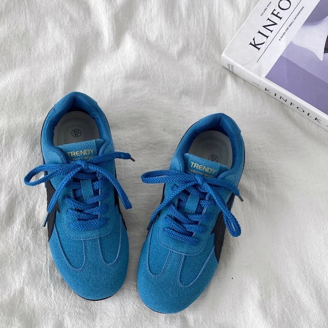 suede low cut sneakers J00119