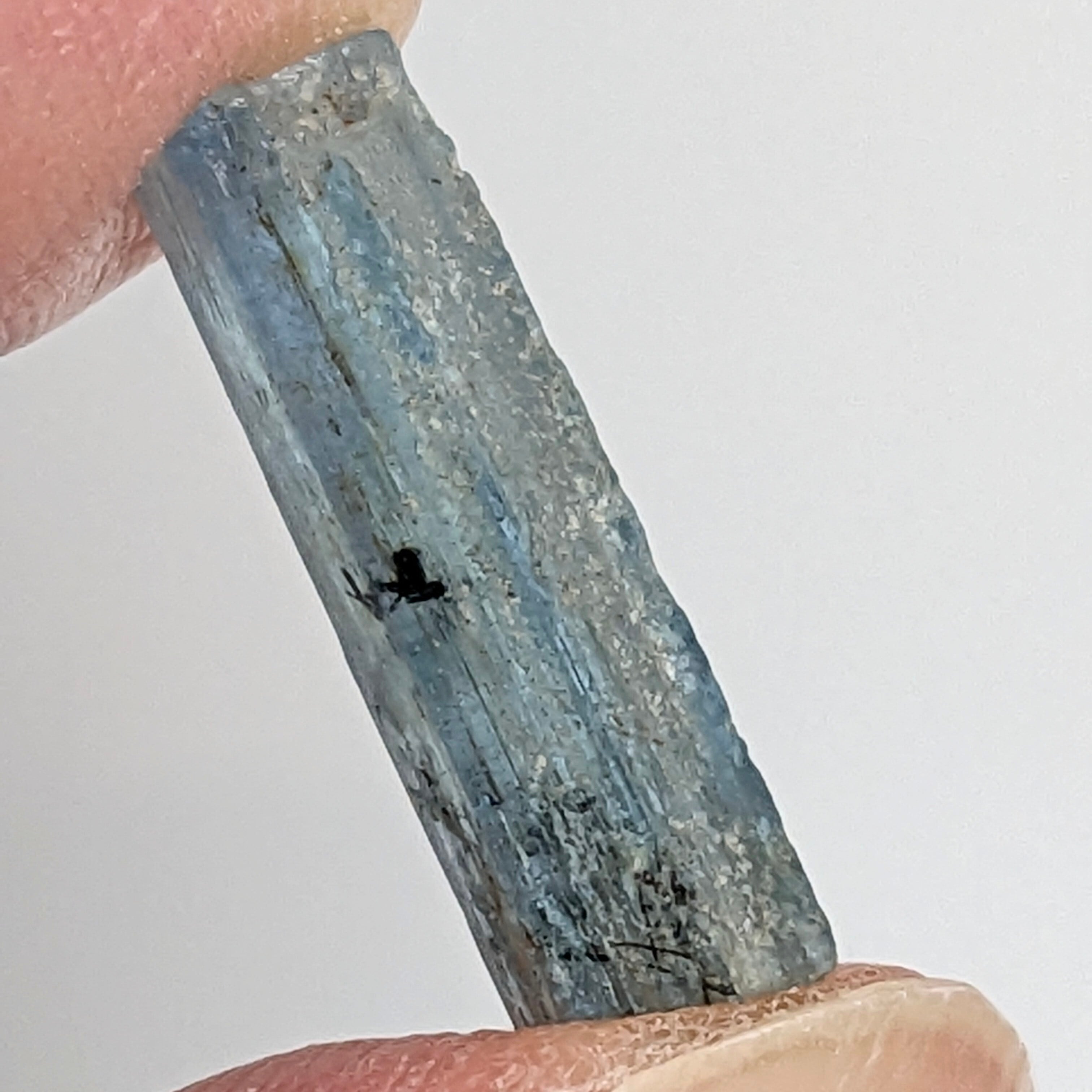 アクアマリン原石 ミャンマー産【3.31ct】PRO207477 | Gem's Subculture