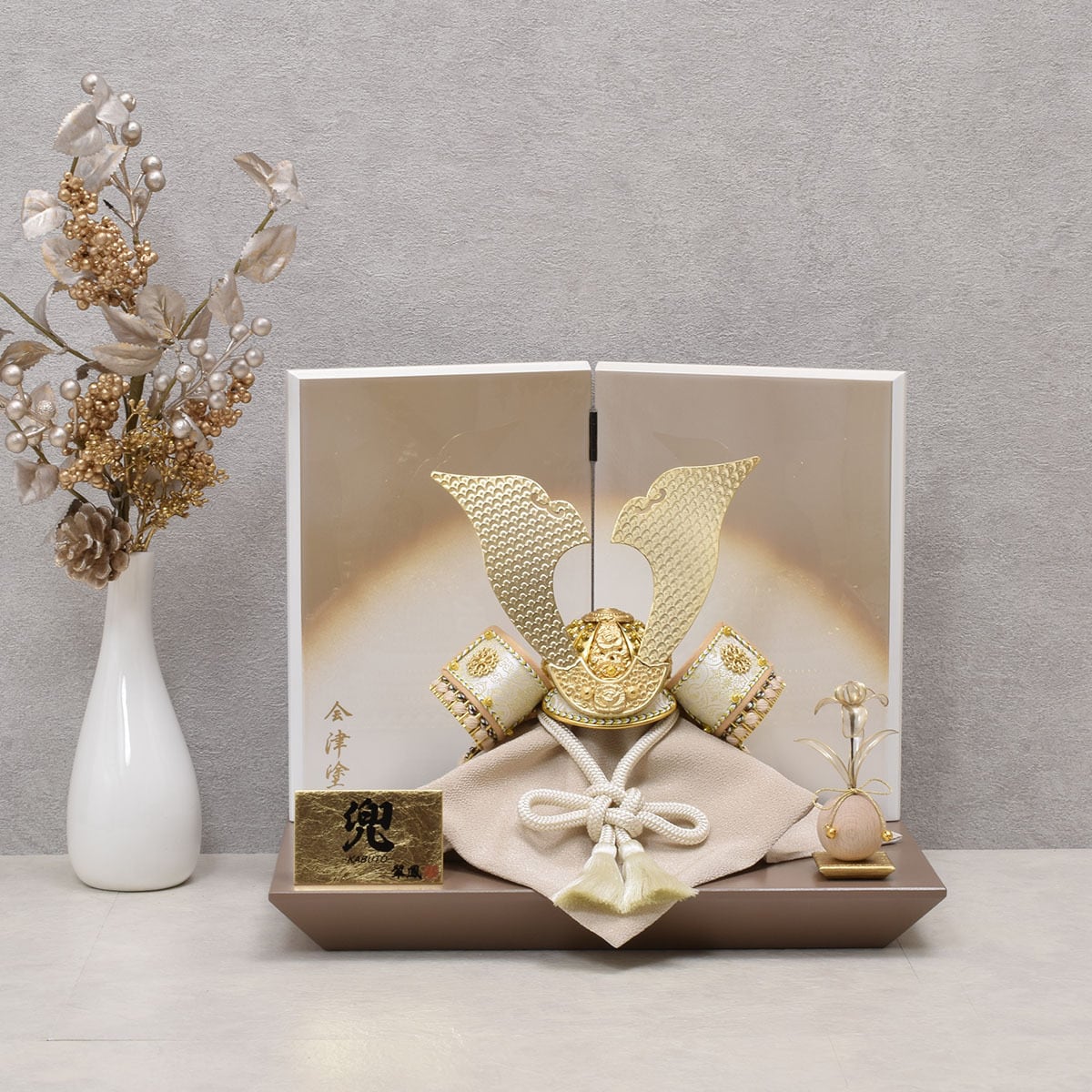 兜飾り【永遠之兜】RICH GOLD|おしゃれ|モダン|スタイリッシ|今どき|かっこいい|五月人形