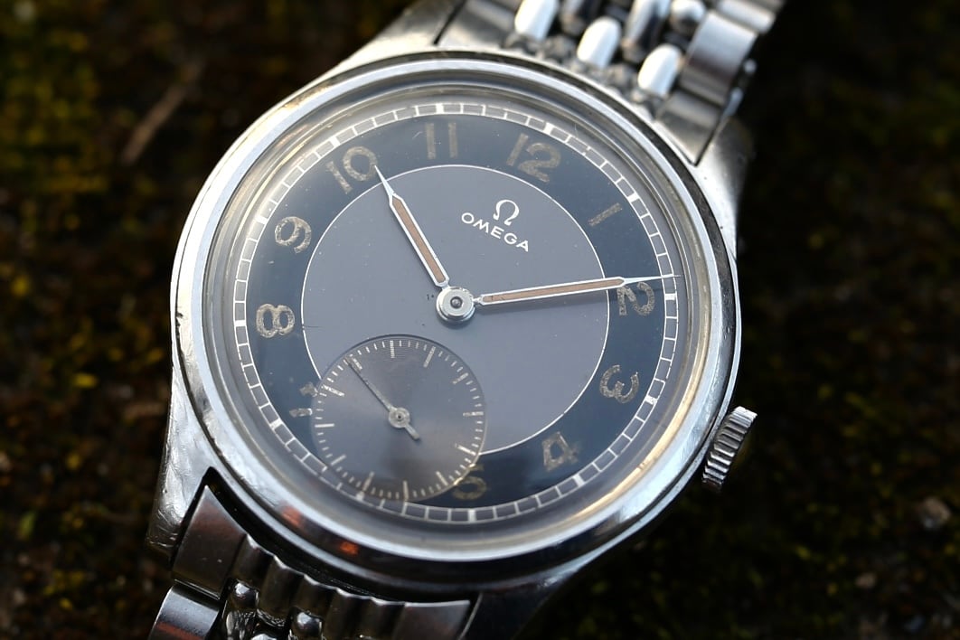 OMEGA】 1940's オメガ スヴェラン ブルズアイ オールラジウム 手巻き