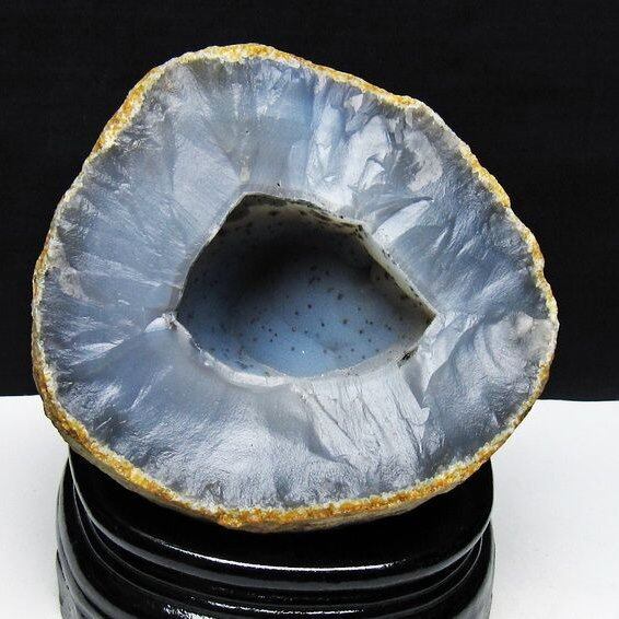 1.6Kg アゲート ジオード 原石 置物 台座付属 瑪瑙 メノウ 晶洞 一点物 181-4169