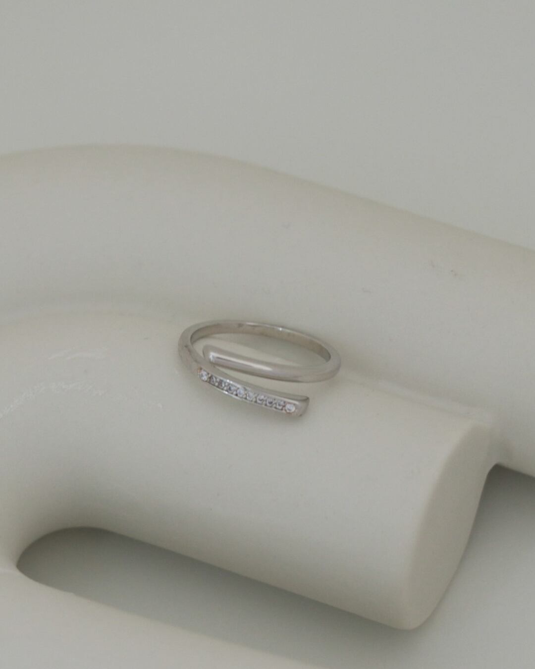 ツインラインジルコニアリング G25089