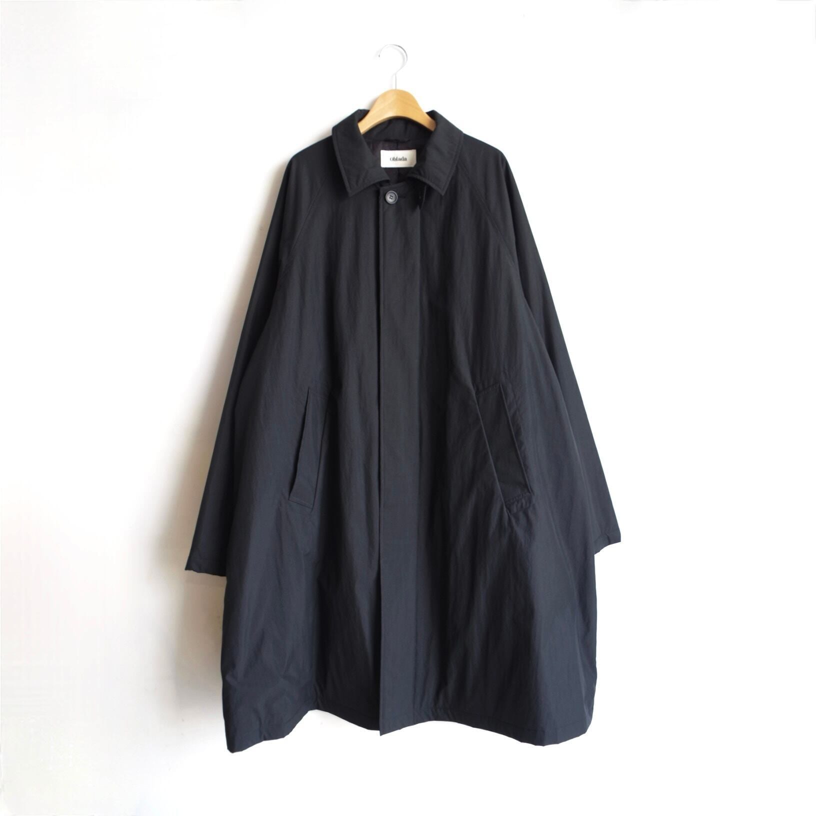 Oblada FEATHER COAT BLACK | 1F Store