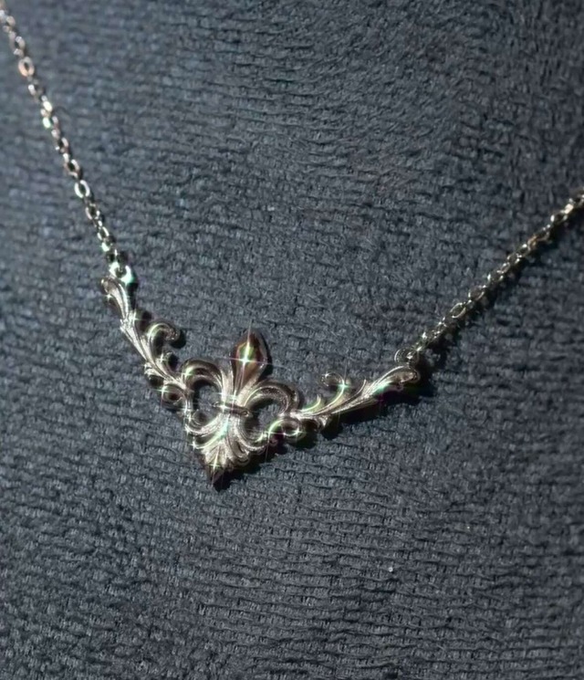 【抽選販売】「あなたを飾る」額縁ネックレス『décor』Grâce silver925 18Kgp / Rodhium