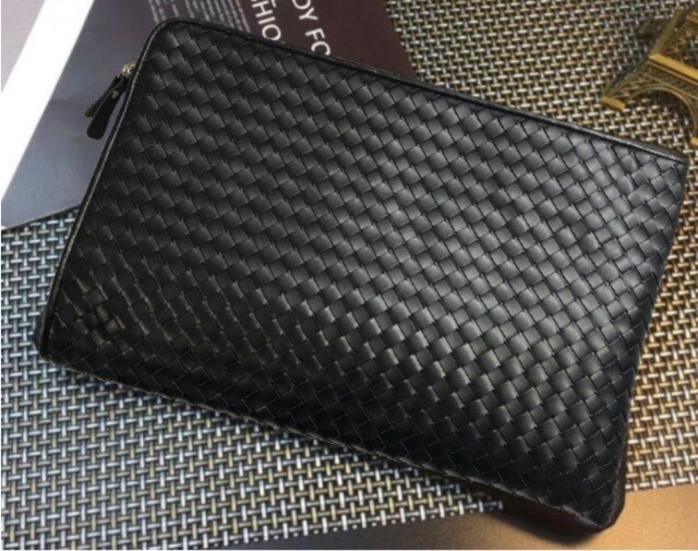 【新品】メッシュ レザー クラッチ バッグ■イントレチャート/編み込み/ビター系/セカンド/☞BOTTEGA VENETAなど好きな方にオススメです。
