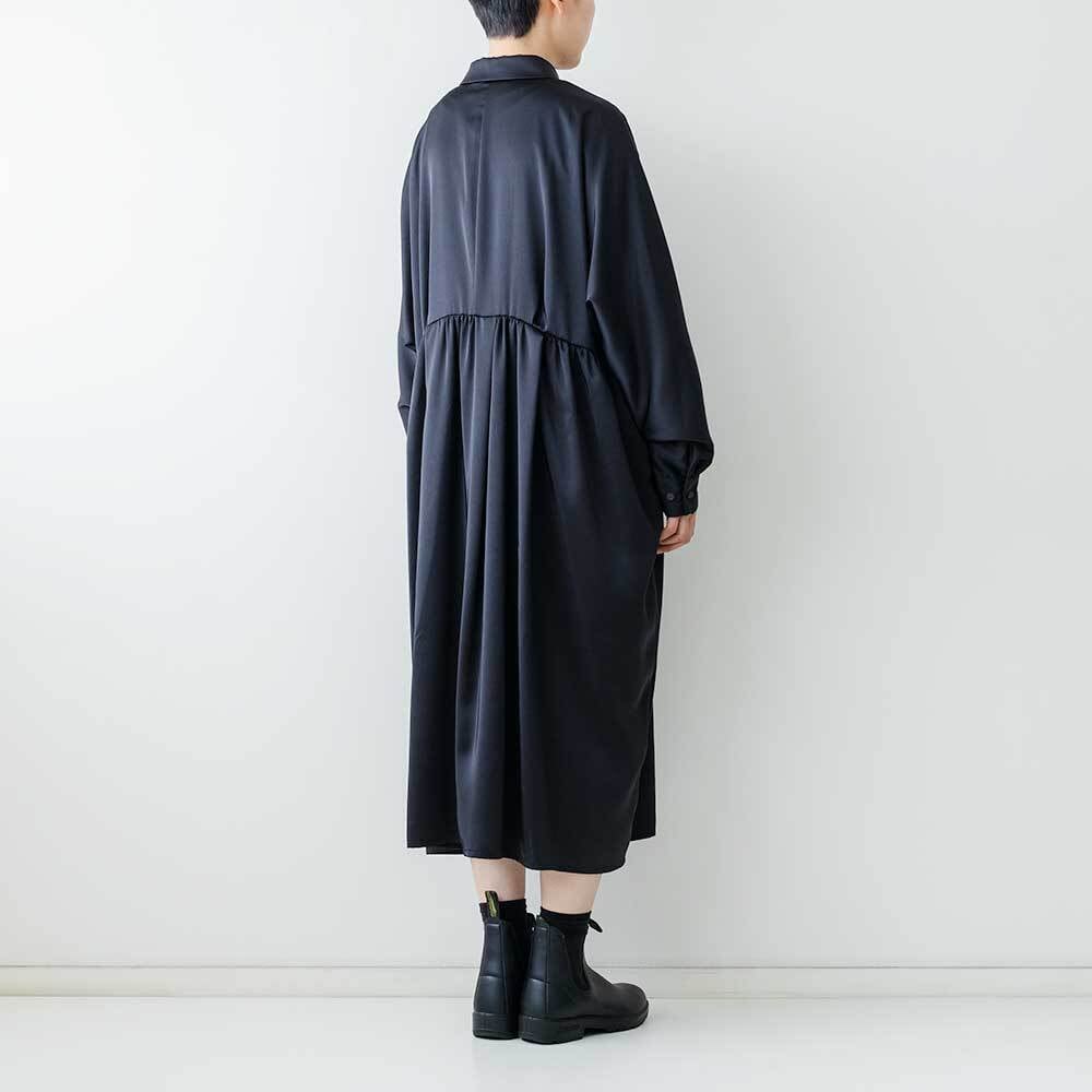 mizuiro ind サテンラウンドカラーフロントフライワンピース | LASQ