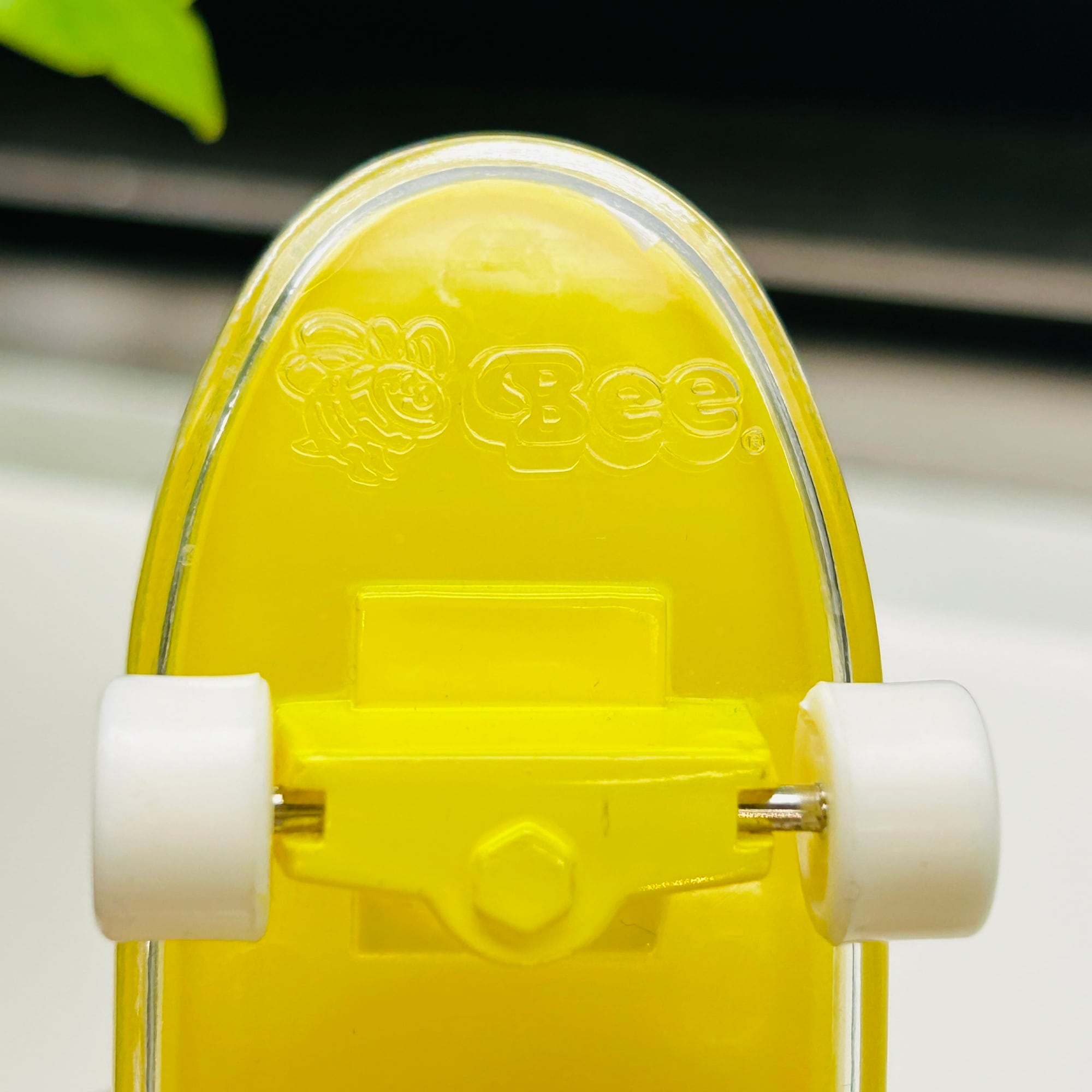 Vintage 90s 黄色スケボー Candy Toy | Milo Antiques & Vintage