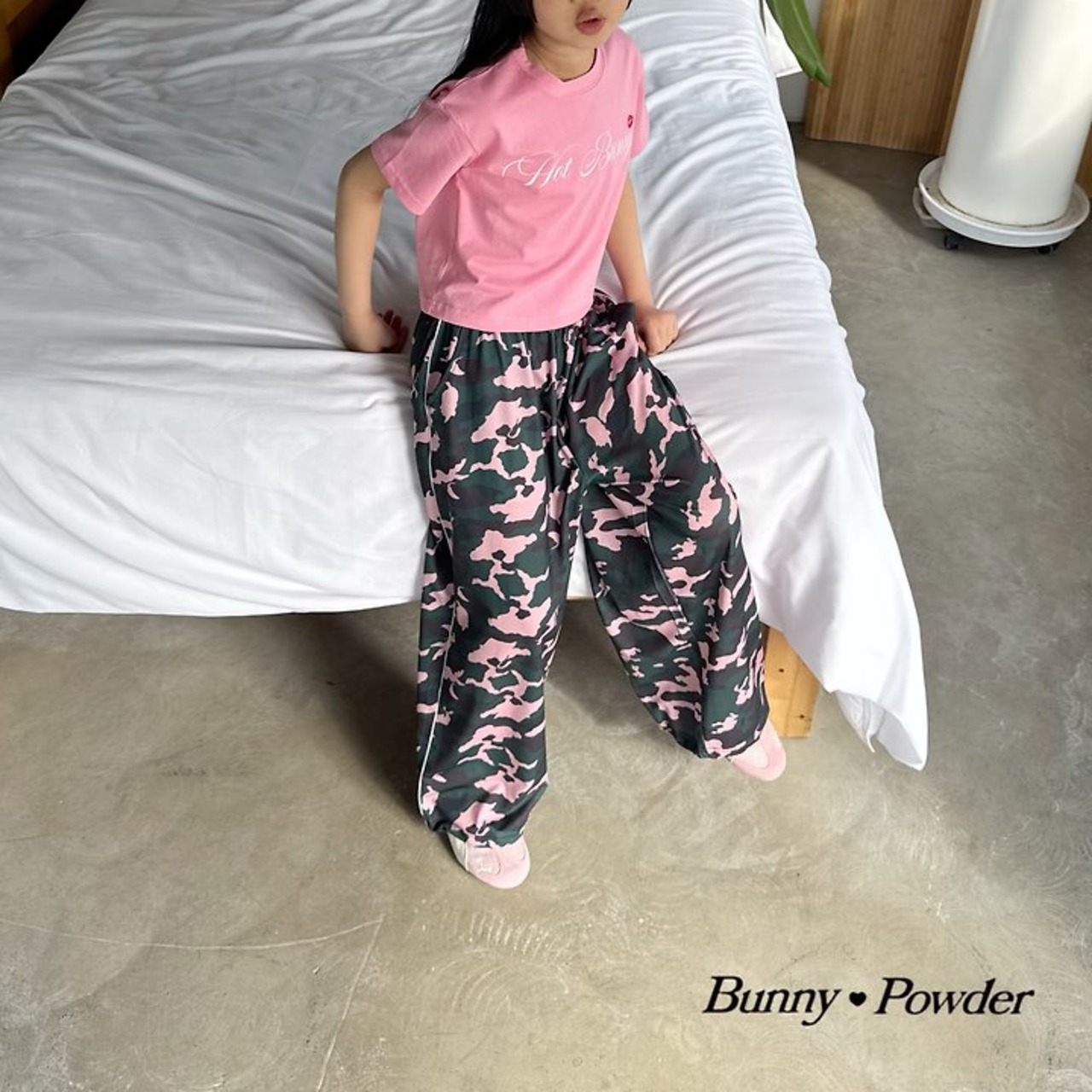 [Bunny Powder] Feature) Lip T-shirt (2XL/3XL/4XL) / [버니파우더] 기획)입술티 (2XL/3XL/4XL)