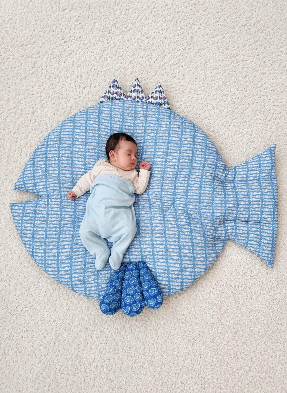 Fish Shaped Play Mat Blue【saruche】