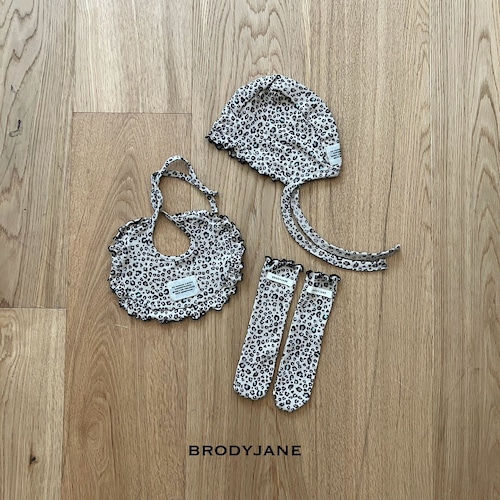 brody jane［取寄］gorgi leo bib or socks or bonnet 26autumn